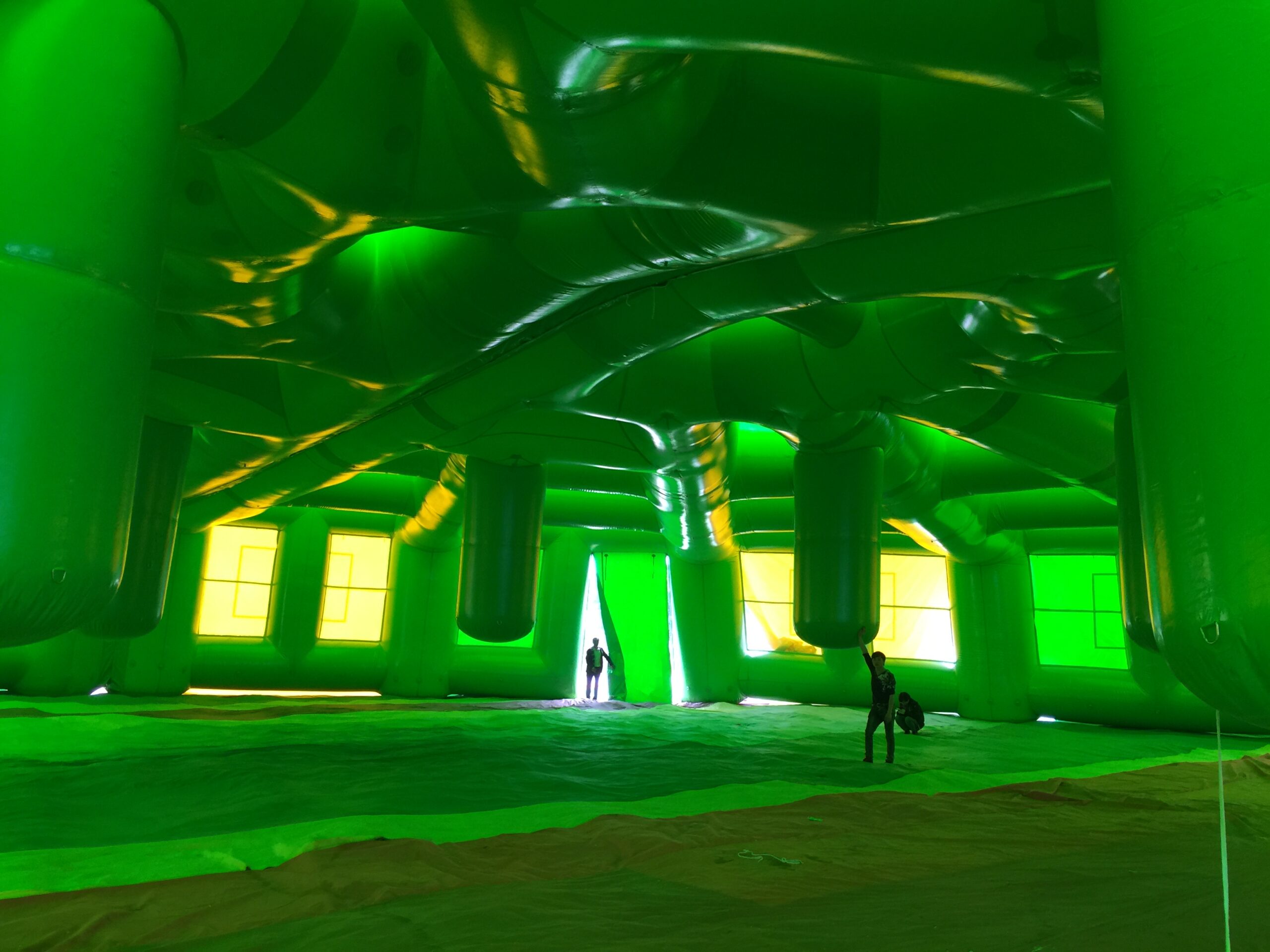 39m inflatable small gallery 03