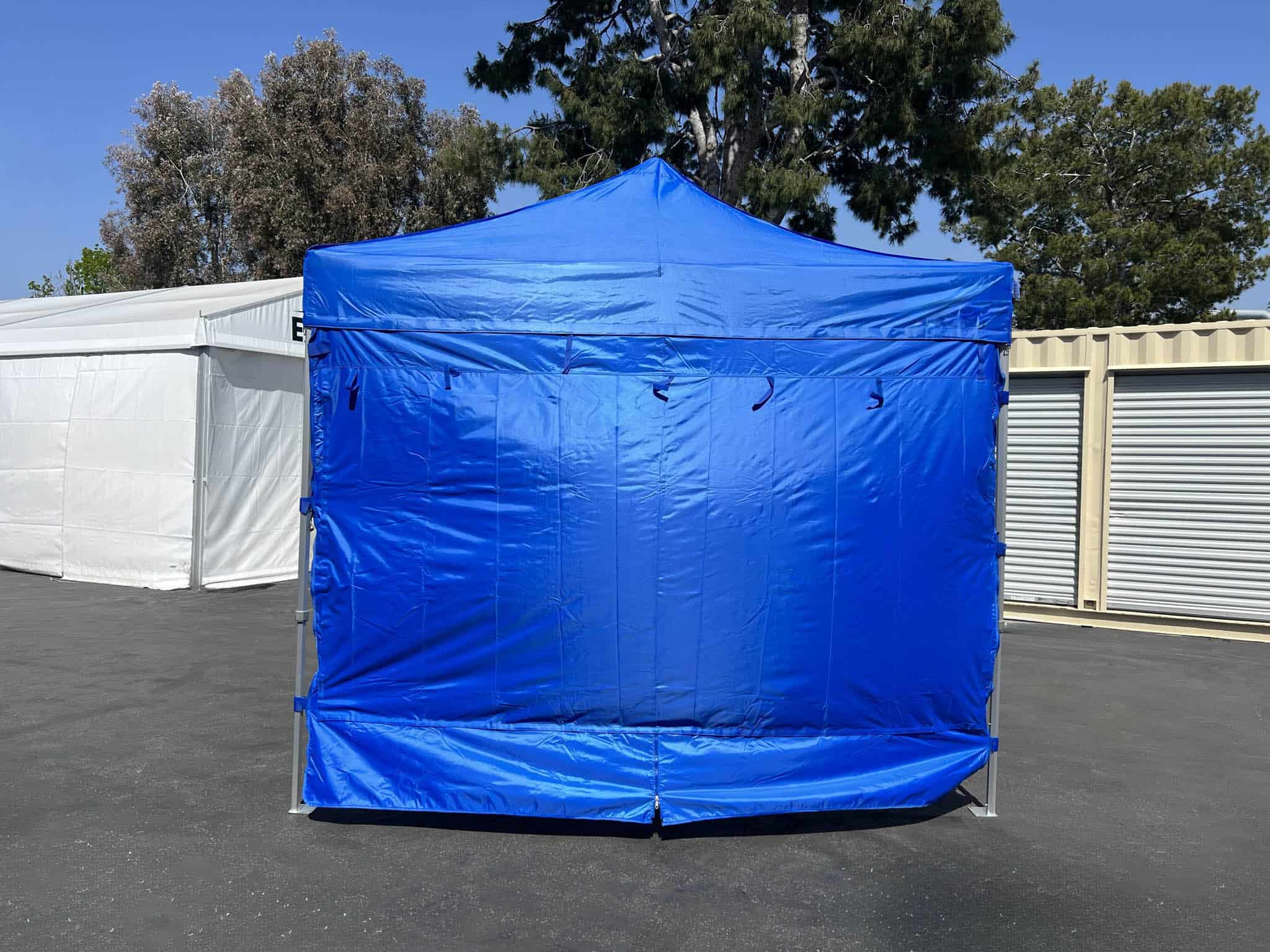 2.4m service window wall